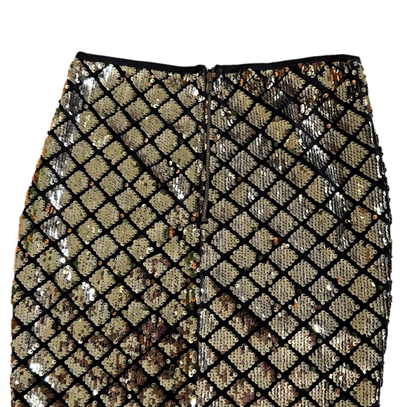 Gold and black sparkley high waist mini skirt with sequins skirt NWOT - Picture 4 of 4